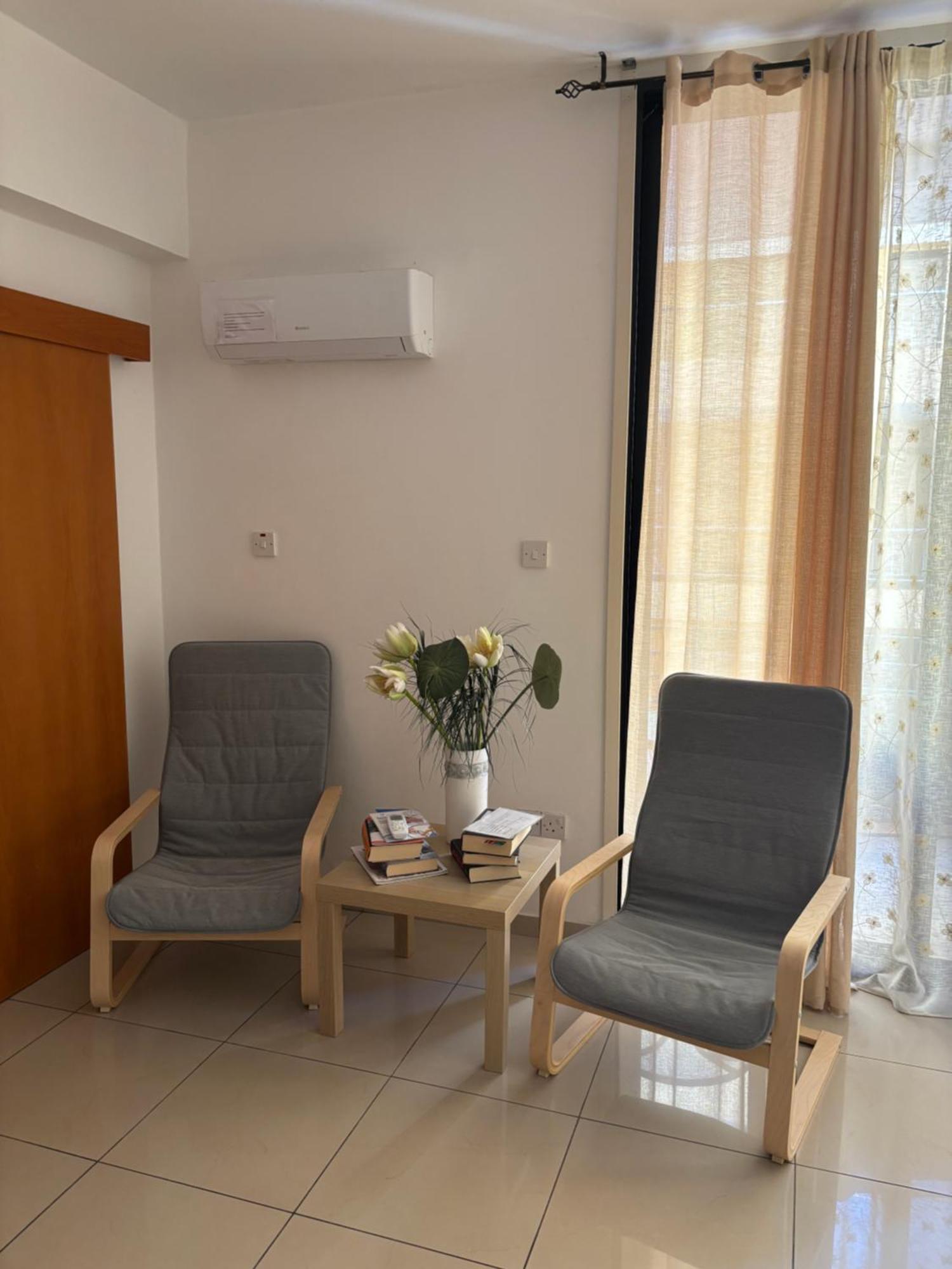 Vip Resort Apartment On Makenzie Beach Lárnaca Exterior foto