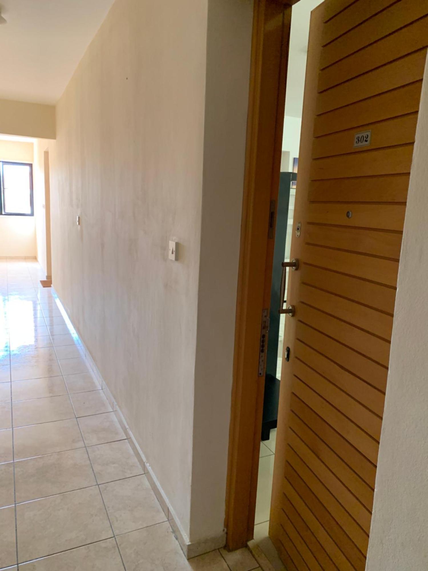 Vip Resort Apartment On Makenzie Beach Lárnaca Exterior foto